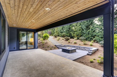 Enumclaw concrete patios built by professionals in WA near 98022