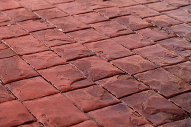 Hobart colored concrete professionals in WA near 98025
