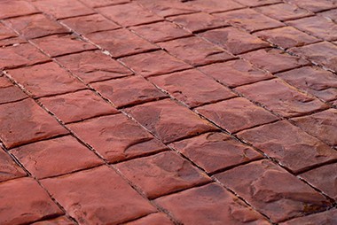 SeaTac colored concrete experts in WA near 98158